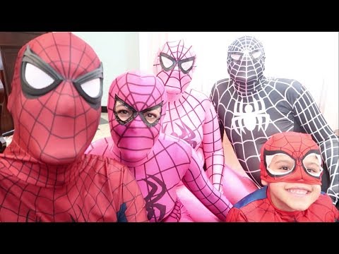 VOVÓ E VOVÔ DO HOMEM ARANHA