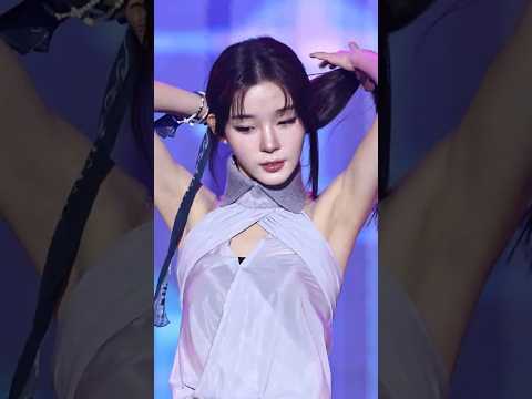 널디의 비밀은 '머리 고무줄' 깨알 디테일 안무 #카시아 #이프아이 #KASIA #ifeye ♬ NERDY @251003 제천엑스포