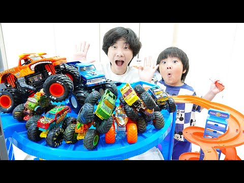 Yejun's Family Hotwheels Monster Truck Car Toy Play with Game Play