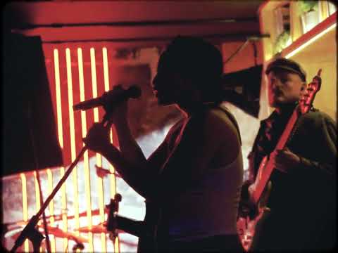 RINI - 'Far Away' Live from Wax Music Lounge Melbourne, Australia 15/09/2024