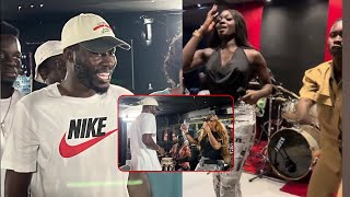 Première rencontre de Mario Mbaye…. Ndakhté Lo au répétition de Viviane ndour pour son anniversaire 
