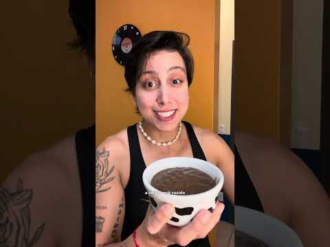 Pudim de ovo, comeria? | Sofia Trindade #receitafit #receitafacil #humor