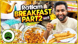 Breakfast in Ratlam Part 2 | Special Khichadi , Bajrang Chai & MP Poha & More | Veggie Paaji