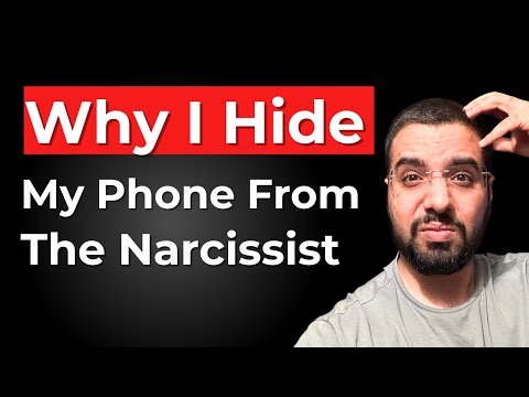 5 Crazy Narcissist Makes You Do with Your Phone