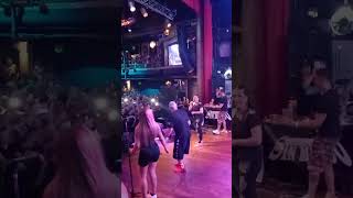 Sin Miedo Fiesta Teatro Flores ,Damas Gratis y Anaconda