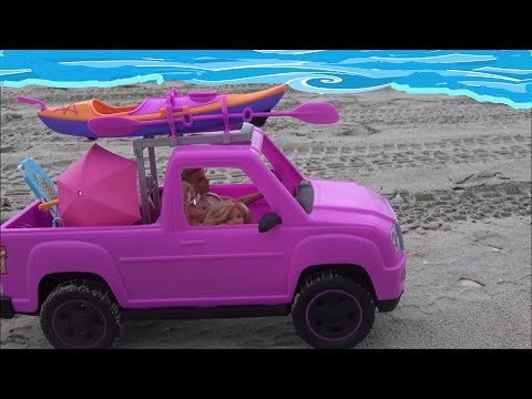 Barbie and Ken at Barbie Dream House and Beach Stories with Barbie Sisters and Friends