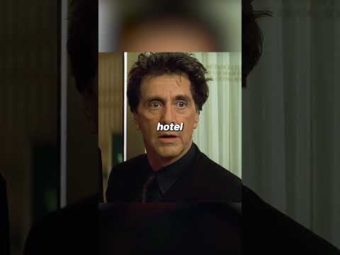 ¡Un periodista besó un cepillo de dientes que cayó en el inodoro!    #shortvideo #peliculas