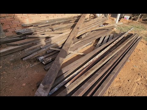 CONSTRUINDO VARANDA COM MADEIRA VELHA DO  LIXO...