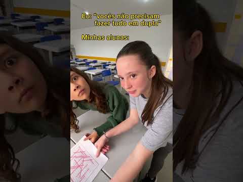 Sempre tem aquela dupla inseparável 😂 #alunos #escola #shorts #professoresdoyoutube #humor