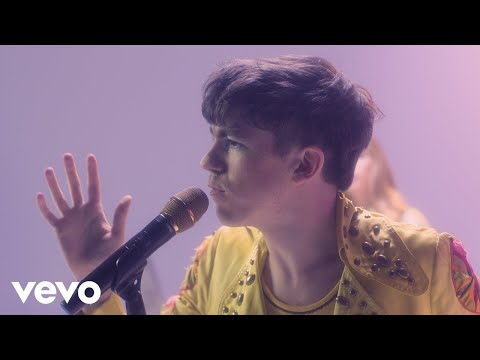 Beautiful Faces - Declan McKenna 