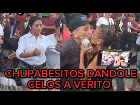 VERITO SE RETIRA AL VER A CHUPABESITOS DANDOCE BESOS CON AIDA LA FLAQUITA