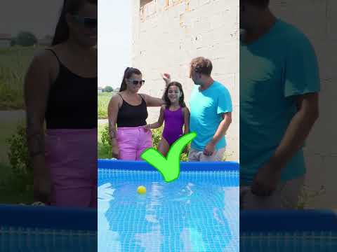 Le ha indovinate tutte!  #youtubeshorts #challenge #funnyfamilygames #gamechallengeathome #shorts