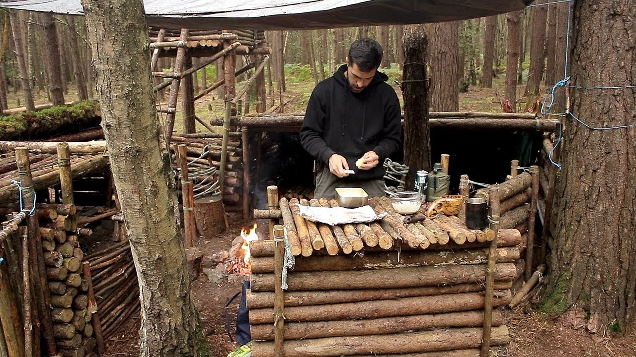 Bushcraft & Fishing - Catch and Cook Deep Fried Fish on the Fire at The Bushcraft Camp