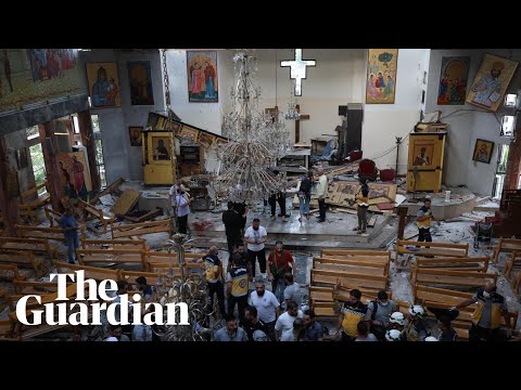 More than 20 dead after 'Islamic State suicide bombing' in Damascus church