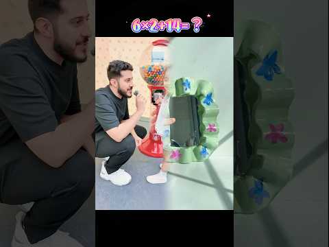 لا تتكلمين بالمايك و تاخذين اي شي مجانا 🤣👧🏻