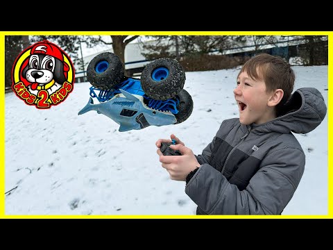 Monster Jam Toys OF ALL SIZES 🥶 COOLEST SNOW COMPILATION!