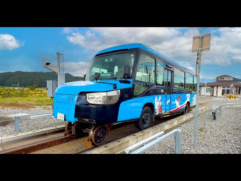 World’s First Bus-Train Hybrid? 🚂 🚌 Riding a Dual-Mode Vehicle!