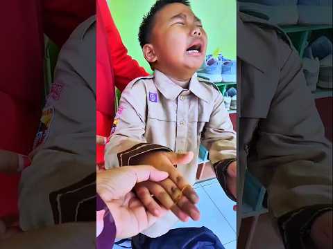 Squidgame Demam Minum Vitamin Mama Riska Vlog Jemput Sekolah Rafisqy Nanges Tangannya Kepentok Pintu