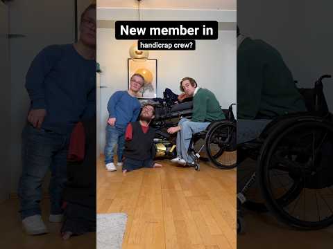 Did you spot the dog? #handicap #crew #wheelchair #kendricklamar #kendrick #superbowlhalftimeshow