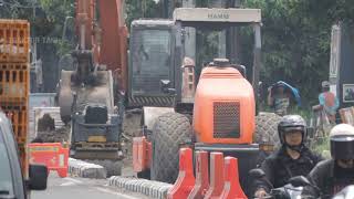 Amazing Excavator Peeling asphalt, Working Fast