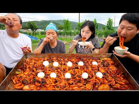 부드럽고 큼지막한 선화동쭈꾸미에 매콤한 볶음밥까지~ (Spicy stir-fried webfoot octopus) 요리&먹방!! - Mukbang eating show