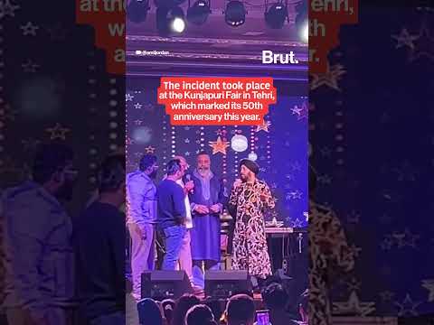 Uttarakhand minister stops Daler Mehndi mid-concert and publicly reprimands him