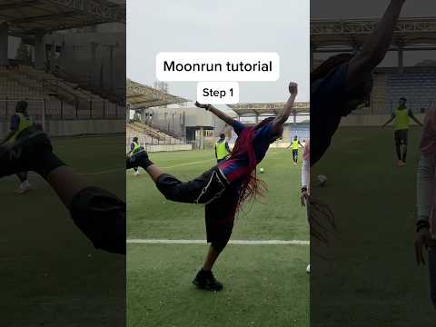 Moon run 🏃🏼🤯 made easy ✅ #shortsfyp #slickback #funk #remix #airwalk #tutorial #dance