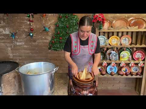 Como Hacer Los Tamales Dulces Con Fresa Natural, La Cocina En El Rancho