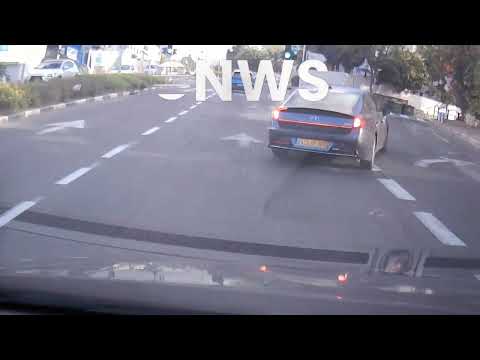 חיפה: רכב יונדאי "חותך" בפראות ובצורה מסוכנת נתיבים, על מנת להיכנס לרחוב חביבה רייך ביום שישי בעיר
