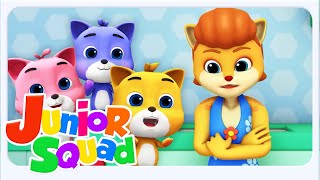 La mejor de tres pequeña gatitos y más canciones para niños pequeños