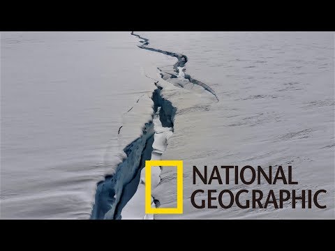 超大裂縫正將南極冰棚一分為二！　《國家地理》雜誌 - YouTube