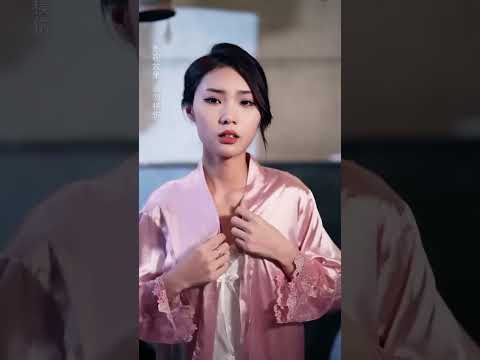 少妇的诱惑！纯情小伙中招！【MultiSub】#sub #engsub poster