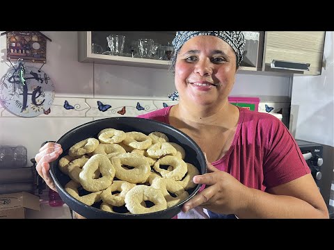 ROSQUINHA OU BOLACHA DE QUEIJO CASEIRA ￼–MUITO MELHOR DO QUE DE PADARIA