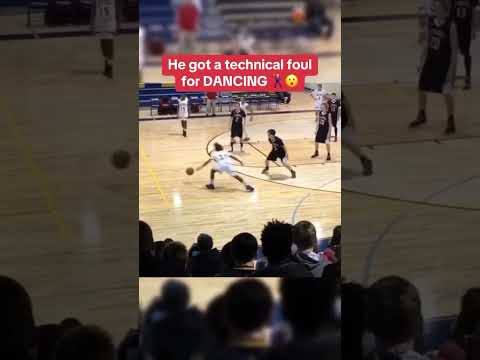 So smooth! Dance moves while dribbling! I love it! 🏀🤣✨️🕺