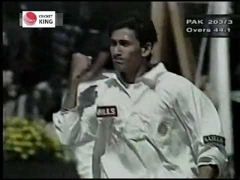 Inzamam-ul-Haq vs Ajit Agarkar | Huge Six Out of the Ground then Agarkar take a revenge