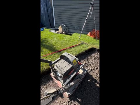 MX FUEL™ 20″ Plate Compactor | MXF220 Video Credit: @hummelconcrete