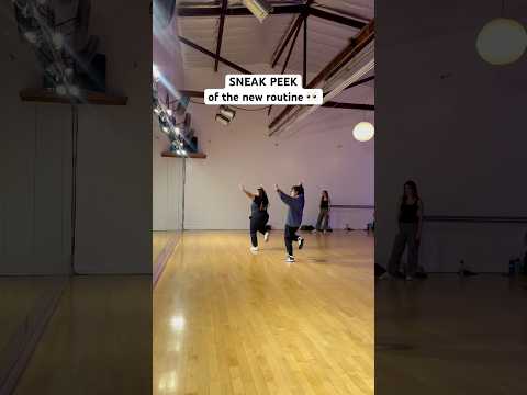 SNEAK PEEKKK 👀 new #bhangraFunk routine