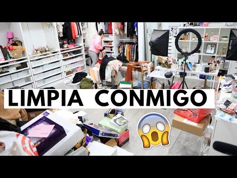 LIMPIA CONMIGO MI ESTUDIO DE MAQUILLAJE