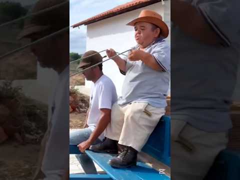 pililiu helps his friend #humor #funil #pililiu #funny #fypシ゚viral #fypシ #fy #humour #funnycomedy