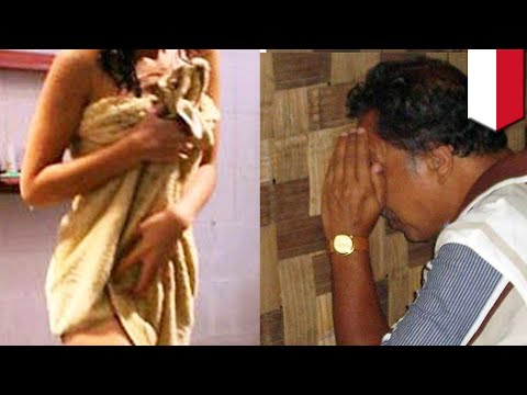 Download Video Pria Terkena Serangan Jantung Setelah Ketahuan Mengintip Tetangga Yang Sedang Mandi - TomoNews Download Video Pria Terkena Serangan Jantung Setelah Ketahuan Mengintip Tetangga Yang Sedang Mandi - TomoNews
