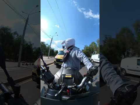 Только при монтаже увидел как это выглядит со стороны 😂 #motorcycle #funny