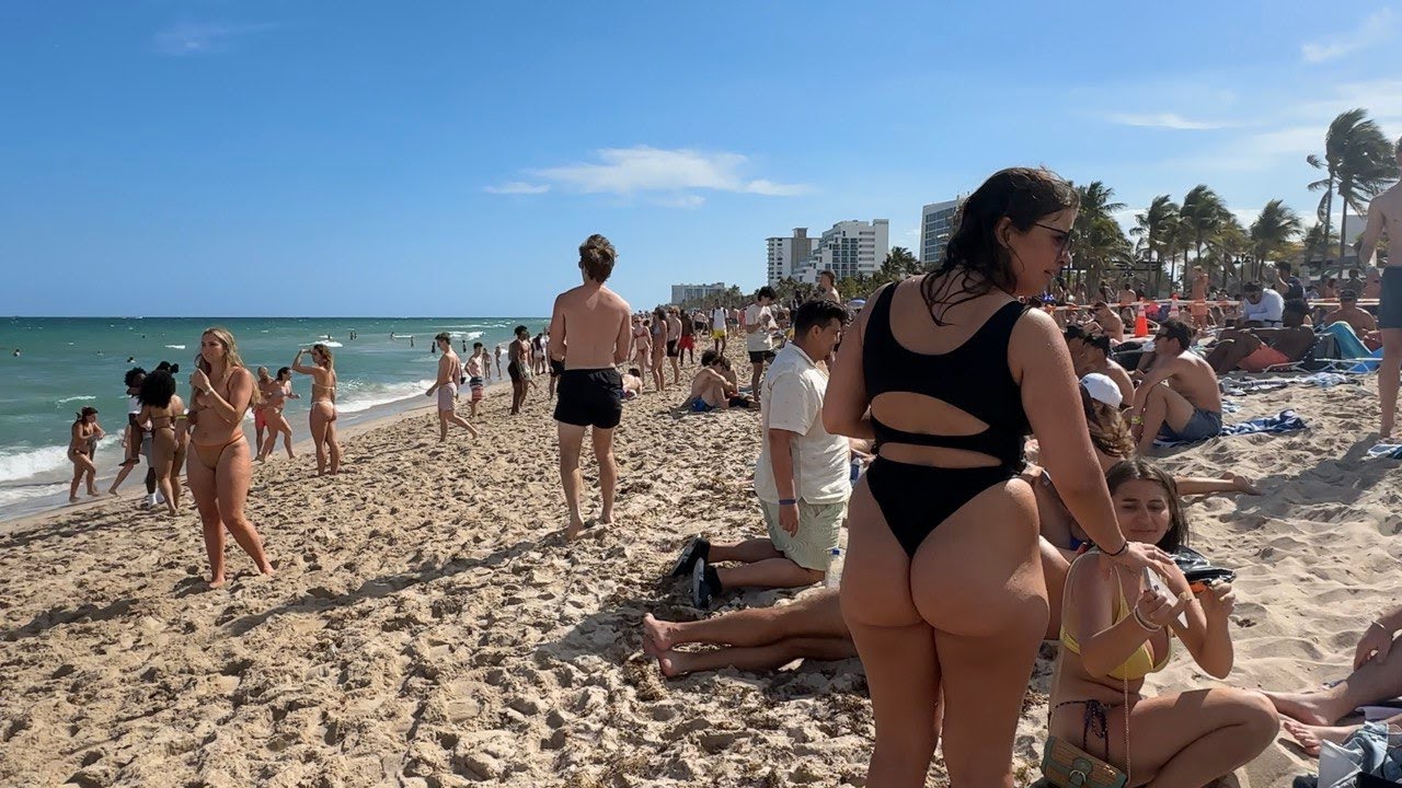 🇺🇸 Beautiful day at Miami beach walk | beach walk 4k