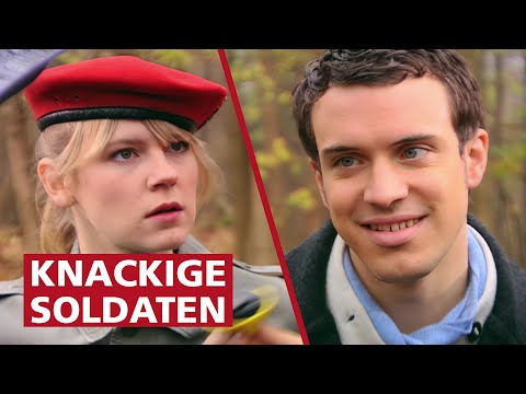 Ein paar knackige Soldaten | 4 Singles