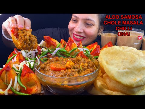 Eating Spicy🔥 Aloo Samosa, Chole Masala, Chilli, Chole Bhature, Tandoori Chai | Samosa And Chai Asmr