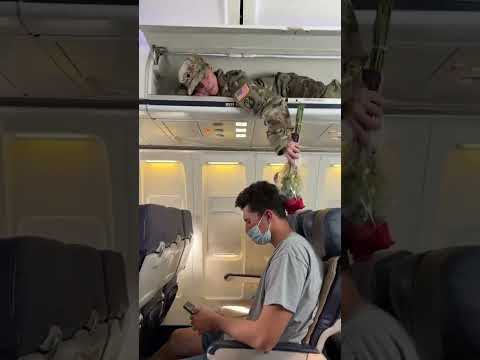 Military Soldier Surprises Boyfriend On The Airplane!❤️