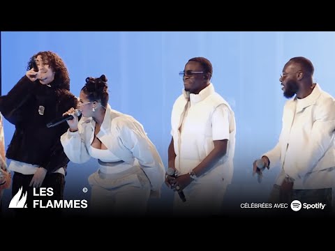 Jungeli, Alonzo, Imen Es, Abou Debeing et Lossa performent "Petit Genie" en live | LES FLAMMES 2024