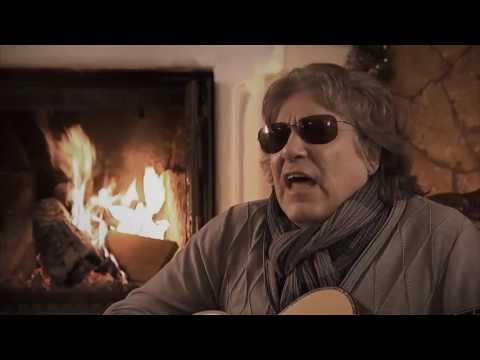 Jose Feliciano Feliz Navidad Official Video 2016 - duet with child