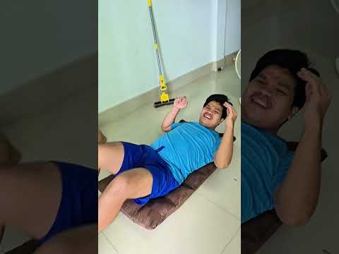ที่นอนเล็กแบบนี้จะนอนยังไง #comedy #คลายเครียด #shortvideo #ลุงกรออนทูป
