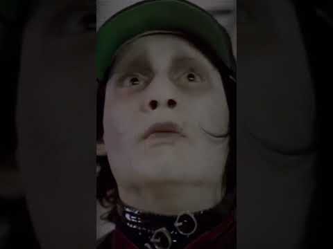 EL HOMBRE MANOS DE TIJERAS ✂️#peliculas #cinematic #cine #retro