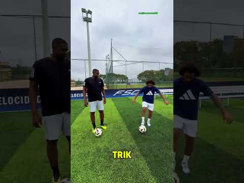 Jangan  pernah menantang marcelo tentang bola #sport #shorts